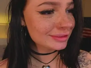 Chaturbate Live Sex Cam of lisaaaliss