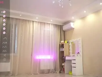 Chaturbate Sex Cam of queenelia