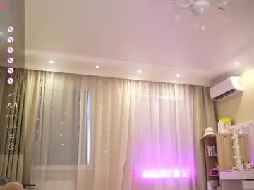 Chaturbate Best live sex cam show of queenelia