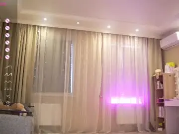 Chaturbate Best live sex cam show of queenelia