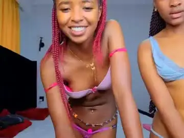 Chaturbate Nude Webcam of _petitekitty