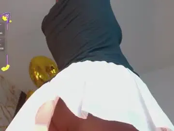 Chaturbate Sex Chat of ahvi_ebony