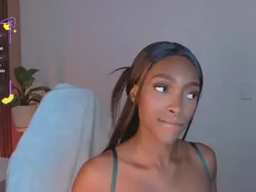 Chaturbate Best live sex cam show of ahvi_ebony