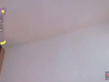 Chaturbate Sex Chat of ahvi_ebony