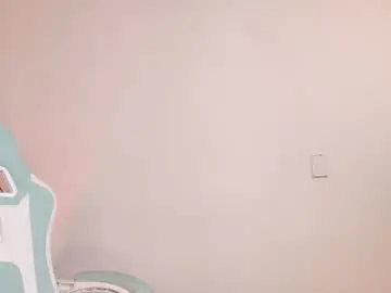 Chaturbate Sex Cam of ahvi_ebony