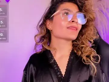 Chaturbate Sex Cam of emilyjonesss_