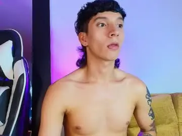 Chaturbate Live Sex Cam of jacobo__parker21