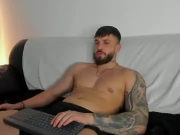 Chaturbate Free Live Porn of lovermike_