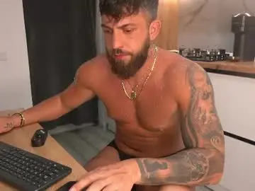 Chaturbate Free Live Porn of lovermike_