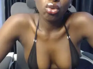 Chaturbate Live Porn of melanine_floral