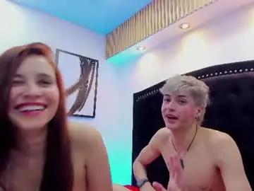 Chaturbate Live Porn of ari_stonne