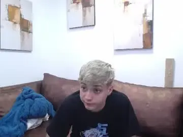 Chaturbate Live Porn of ari_stonne