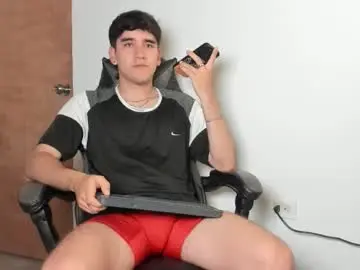 Chaturbate Live Sex of leo_jones389