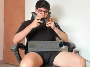 Chaturbate Sex Chat of leo_jones389