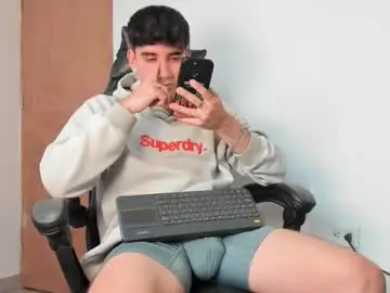 Chaturbate Live Porn of leo_jones389