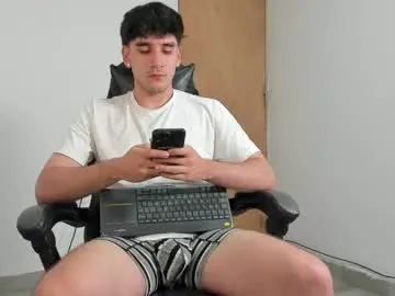 Chaturbate Private Sex Chat of leo_jones389