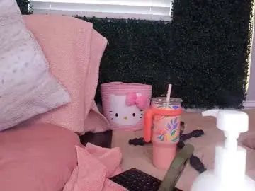 Chaturbate Watch Live Sex Cams of lexibby69