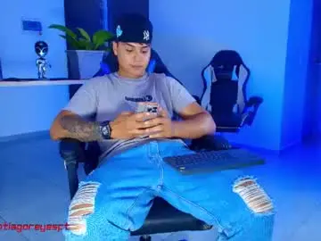 Chaturbate Adult Webcams of santiagoreyesftt