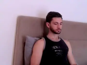 Chaturbate Live Sex Cam of thewaiter2025