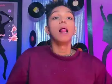 Chaturbate Watch Live Sex Cams of _nickyminach