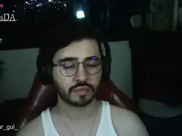 Chaturbate Nude Webcam of artorias_4