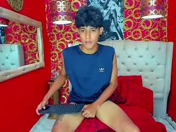 Chaturbate Adult Webcams of straightyounpein