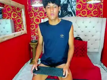 Chaturbate Sex Cam of straightyounpein