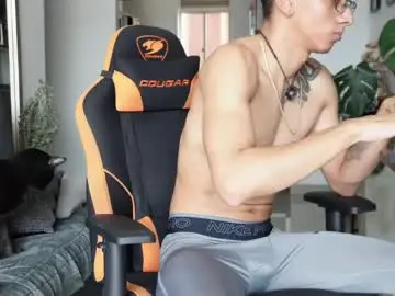 Chaturbate Best live sex cam show of vito_benz