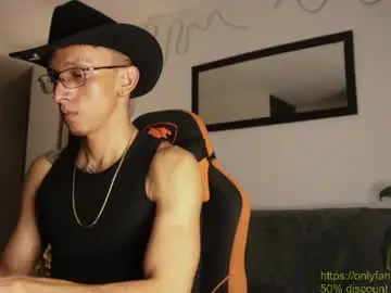 Chaturbate Live Sex of vito_benz