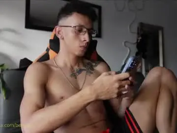 Chaturbate Adult Webcams of vito_benz