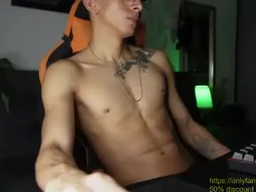Chaturbate Free Live Porn of vito_benz