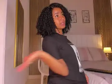 Chaturbate Live Sex Cam of zoe_sky_