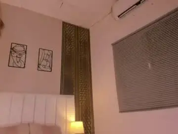 Chaturbate Best live sex cam show of zoe_sky_