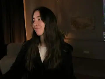 Chaturbate Live Sex Cam of belle_via
