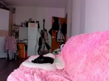 Chaturbate Free Porn Cam of ivorytrace