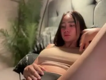 Chaturbate Live Sex of yowginethegreat