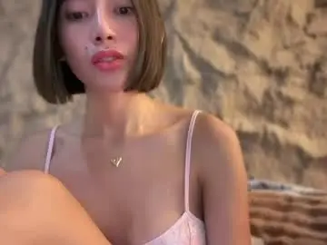 Chaturbate Adult Video Chat of yowginethegreat