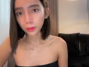 Chaturbate Live Sex Cam of yowginethegreat