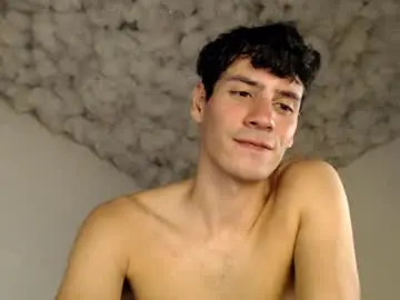 Chaturbate Live Sex Cam of andrestorres0