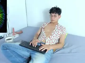 Chaturbate Live Sex Cam of namir__