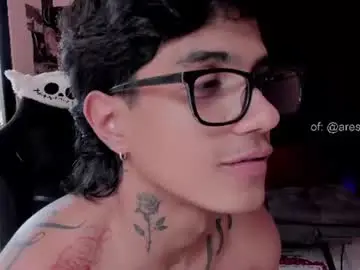 Chaturbate Watch Live Sex Cams of aress444