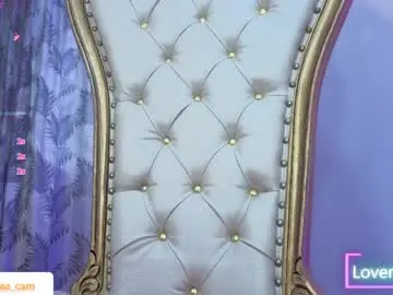 Chaturbate Live Sex Cam of isabela_tay