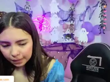 Chaturbate Live Sex of isabela_tay