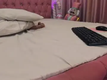 Chaturbate Best live sex cam show of mazeekiin