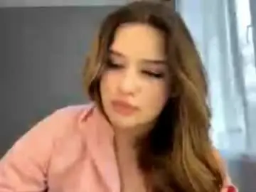 Chaturbate Live Sex Cam of tawnaentsminger