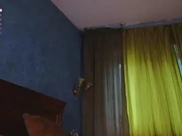 Chaturbate Live Sex Cam of ilsehoyos