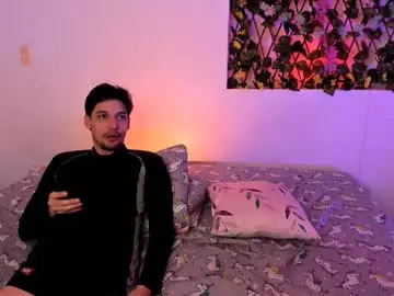 Chaturbate Free Live Porn of kylietimothee