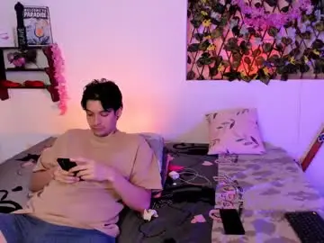 Chaturbate Sex Cam of kylietimothee