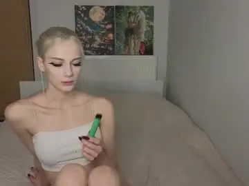 Chaturbate Best live sex cam show of lucy054