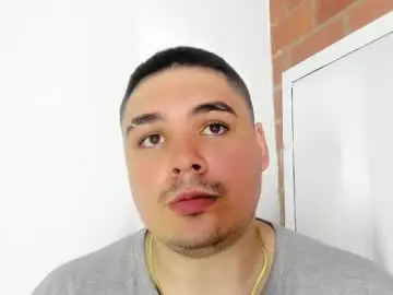 Chaturbate Watch Live Sex Cams of narciso_kh